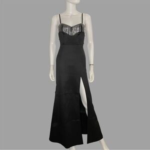 Speechless Elegant Black‎ Evening Gown With Side Leg Slit